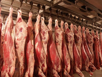 Специалисты Роспотребнадзора забраковали более тонны некачественных продуктов Специалисты Роспотребнадзора забраковали более тонны некачественных продуктов