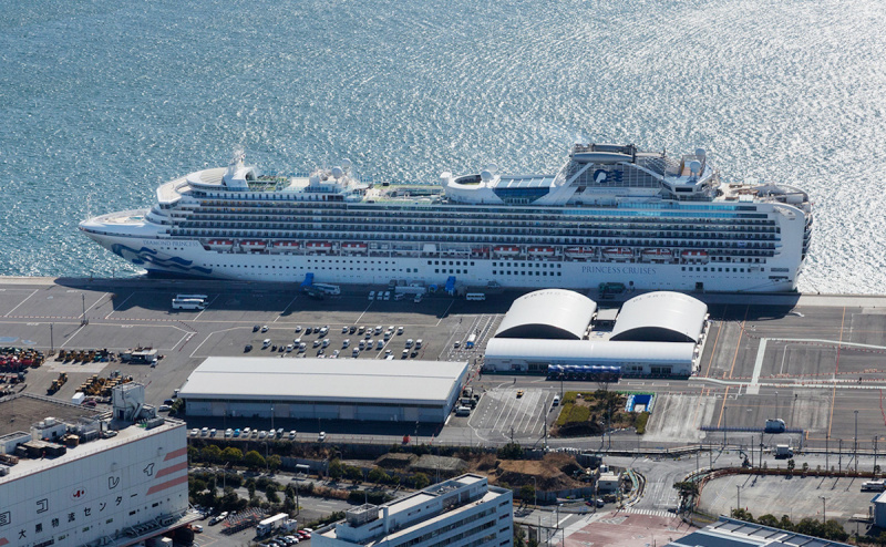 Семь россиян с Diamond Princess поместили на карантин во Владивостоке Семь россиян с Diamond Princess поместили на карантин во Владивостоке