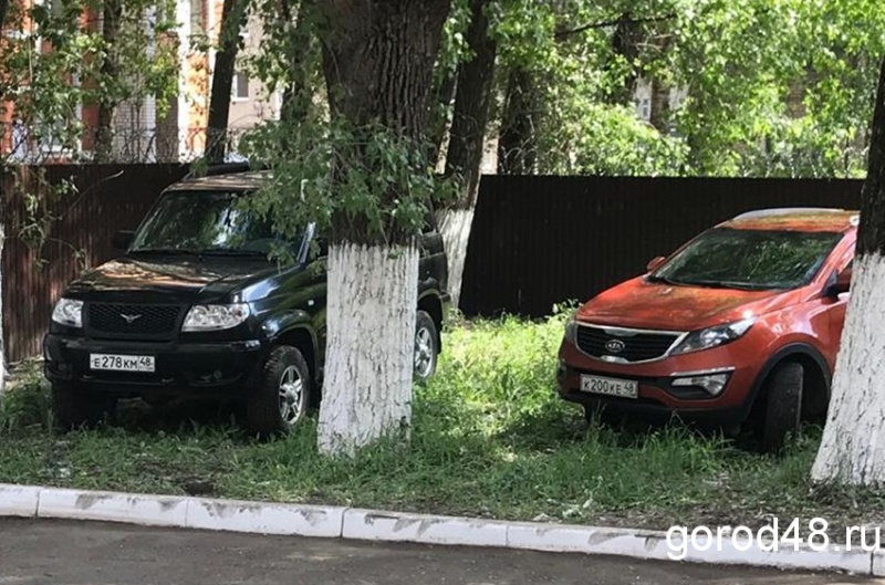 Стражи порядка тоже нарушают правила? (ФОТО) Стражи порядка тоже нарушают правила? (ФОТО)
