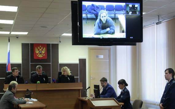 Суд отказал алехиной в удо и назначил ей государственного адвоката бардина