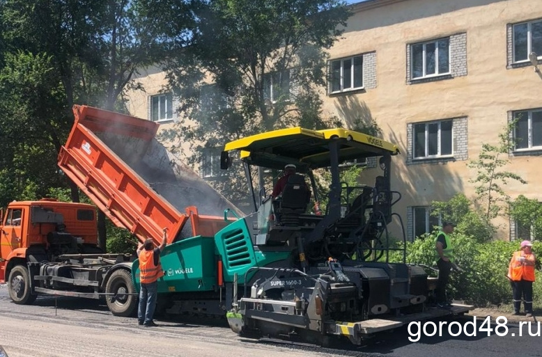В Липецке приступили к ремонту дорог большими картами В Липецке приступили к ремонту дорог большими картами