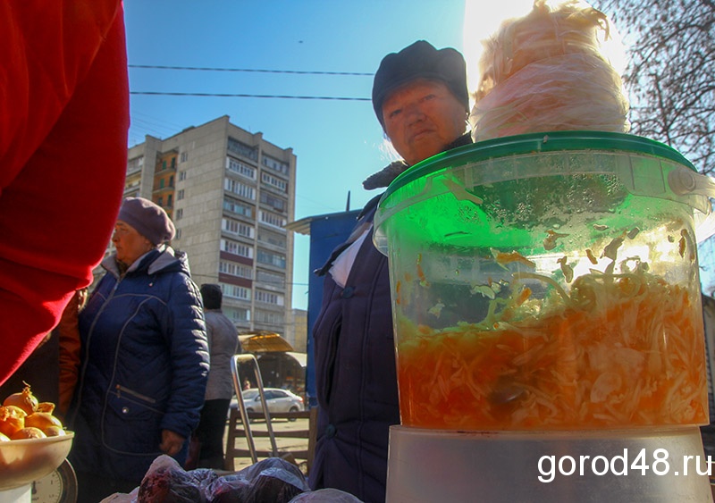 «Мы отсюда никуда не уйдем, здесь торговать будем» «Мы отсюда никуда не уйдем, здесь торговать будем»