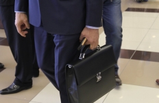 Мясокомбинат накажут за прием на работу бывшего полицейского без уведомления Мясокомбинат накажут за прием на работу бывшего полицейского без уведомления