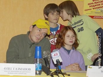 Газманов выступил в Липецке за 1 доллар Газманов выступил в Липецке за 1 доллар