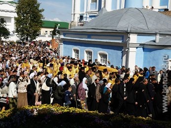 На празднование Дня памяти Святителя Тихона Задонского приехал православный иерарх из Украины На празднование Дня памяти Святителя Тихона Задонского приехал православный иерарх из Украины