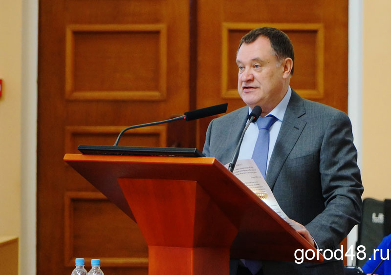 Вячеслав Щеглеватых: «На конец 2021 года объем госдолга Липецкой области составит 35% от доходов» Вячеслав Щеглеватых: «На конец 2021 года объем госдолга Липецкой области составит 35% от доходов»