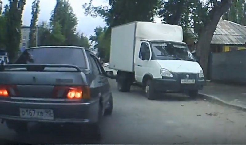 Ельчанин снял свою аварию на видео Ельчанин снял свою аварию на видео