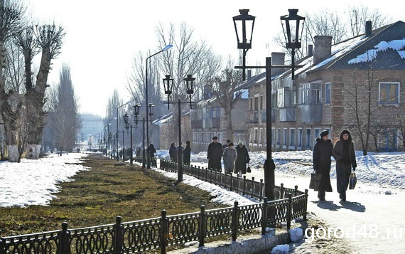 Г грязи липецкой. Фонтан на Арбате грязи. Город грязи Липецкой области зимой. Главная улица грязей Липецкая область.