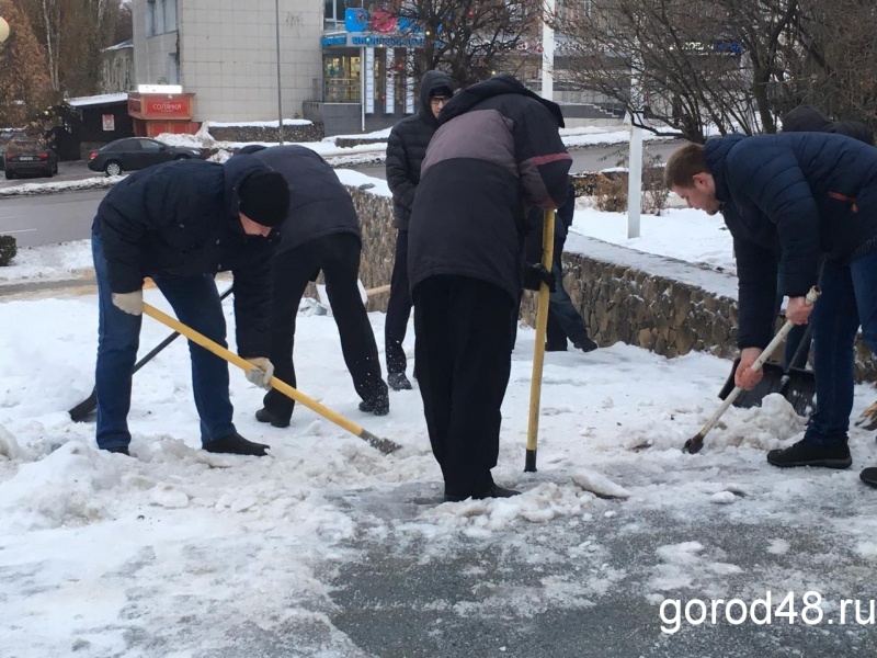 Ледорубами по новой плитке Ледорубами по новой плитке
