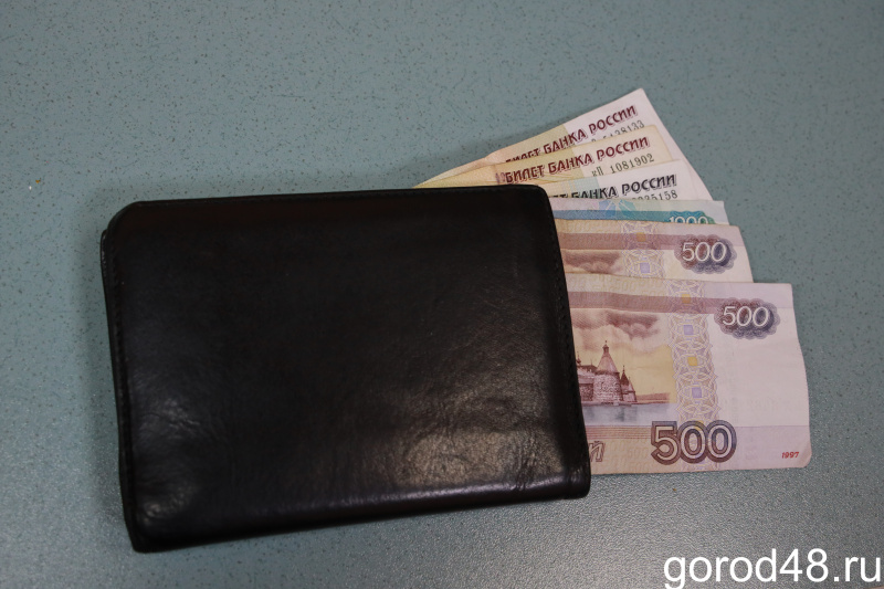 В аптеке у пенсионерки украли кошелёк с 27 000 рублей