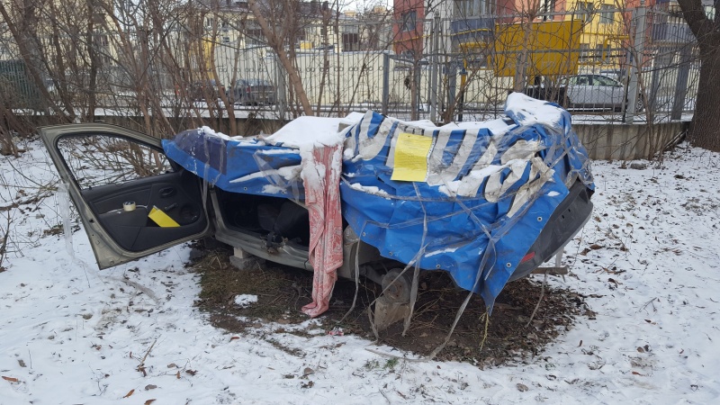 Во дворах Липецка нашли бесхозные иномарки Во дворах Липецка нашли бесхозные иномарки