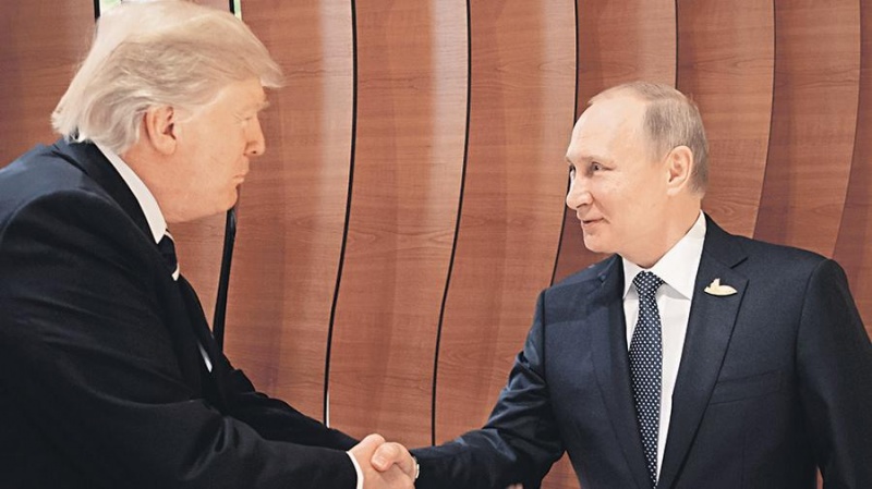Социологи сравнили рейтинг Путина и Трампа в Восточной Европе Социологи сравнили рейтинг Путина и Трампа в Восточной Европе
