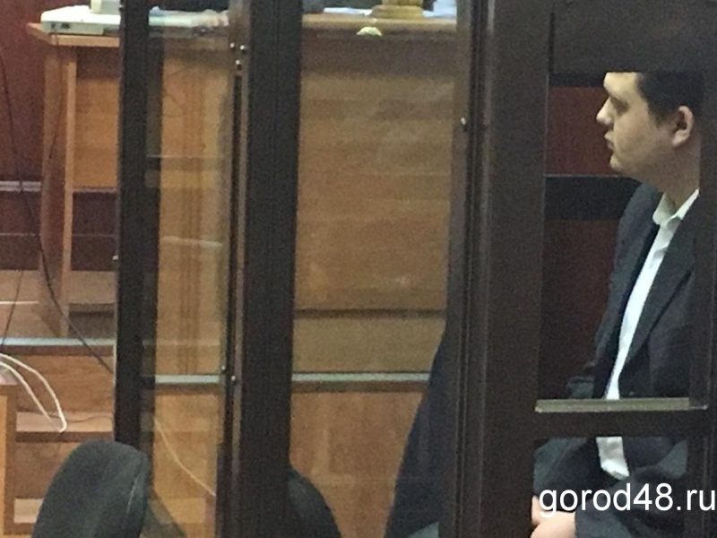 Присяжные выслушали показания 8-летнего брата забитого до смерти мальчика Присяжные выслушали показания 8-летнего брата забитого до смерти мальчика