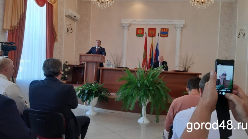 Все по-честному: каждому кандидату в губернаторы предоставили возможность понравиться депутатам Все по-честному: каждому кандидату в губернаторы предоставили возможность понравиться депутатам