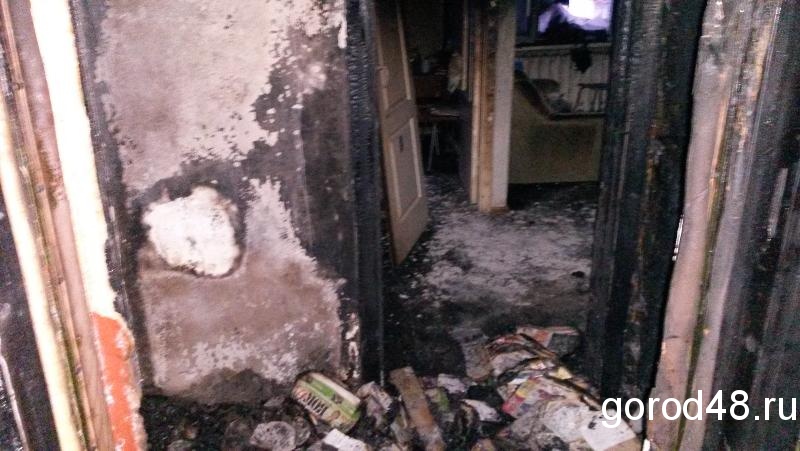 В Липецке выгорела квартира В Липецке выгорела квартира