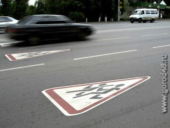 В результате столкновения «ВАЗа» и иномарки пострадали дети В результате столкновения «ВАЗа» и иномарки пострадали дети
