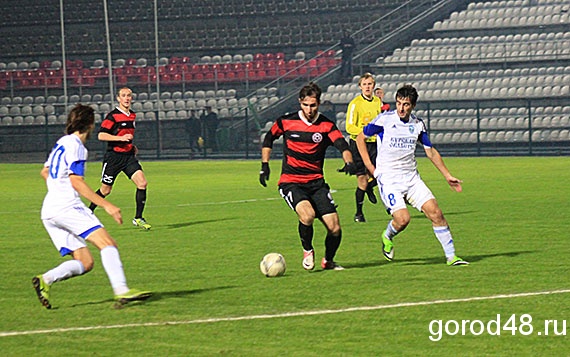 наша футбольная команда. зенит цска 2 1. кубок свердловской области по футболу. фк амкар пермь. футбольный матч.