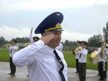Летчики Липецкого авиацентра приняли участие в крупных войсковых учениях «Центр-2008» Летчики Липецкого авиацентра приняли участие в крупных войсковых учениях «Центр-2008»