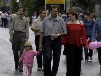 В Липецке продолжается благоустройство дворов В Липецке продолжается благоустройство дворов