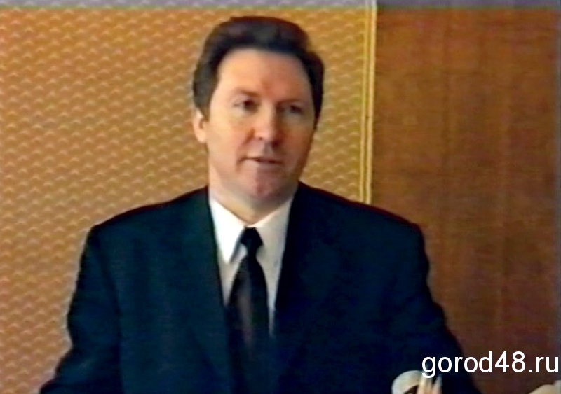 20 лет назад Олег Королев уже рассказывал липчанам анекдоты 20 лет назад Олег Королев уже рассказывал липчанам анекдоты