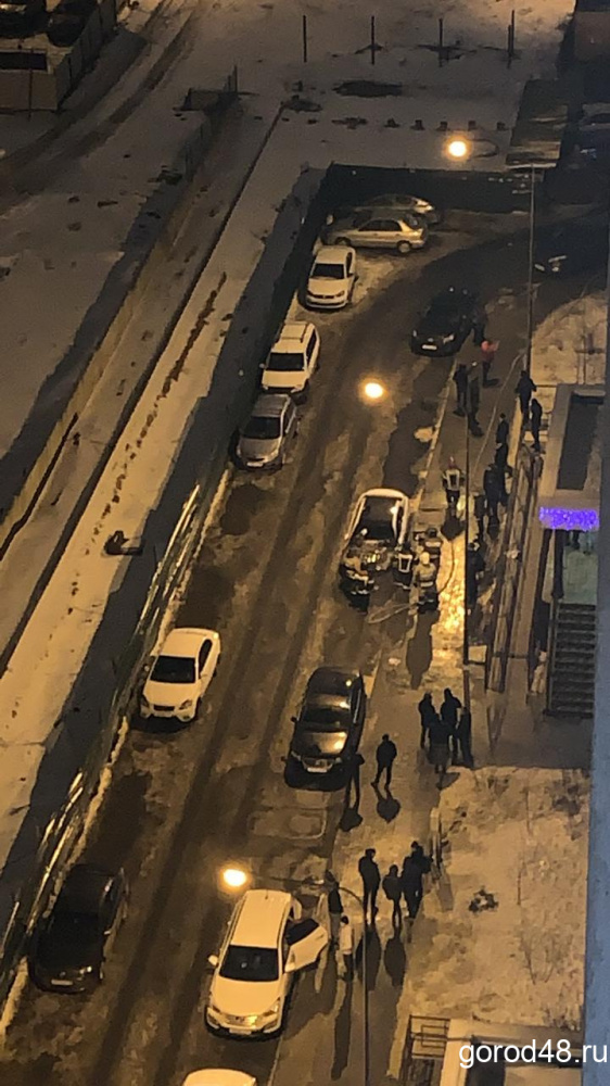 Что происходило ночью в липецке. Что происходило ночью в липецке. Что происходило ночью в липецке. Пожар на улице циолковского 2 в липецке. Пожар на улице циолковского.