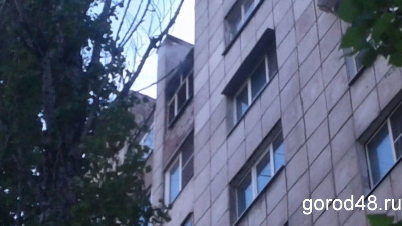 В Липецке при пожаре пострадал мужчина В Липецке при пожаре пострадал мужчина