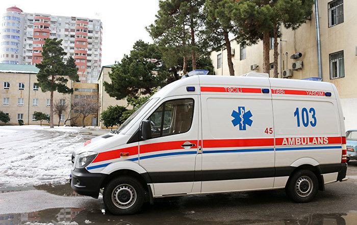 В Азербайджане в ДТП с автобусом пострадали 19 школьников В Азербайджане в ДТП с автобусом пострадали 19 школьников