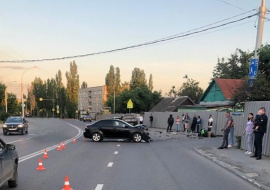 49-летний мотоциклист попал в больницу после аварии на улице Механизаторов