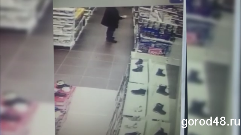 В Липецке поймали 52-летнего «шоплифтера» В Липецке поймали 52-летнего «шоплифтера»