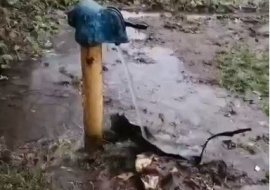 «РВК-Липецк» начала ремонт водоразборной колонки на улице Студеновской