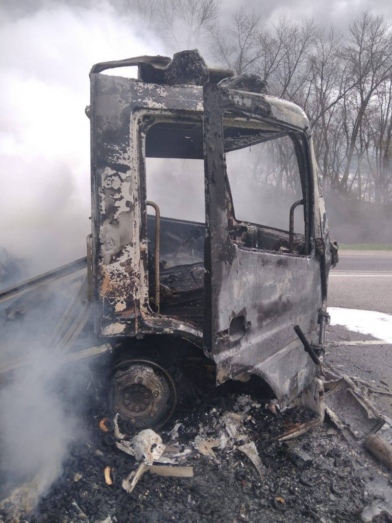 В Липецке горело бывшее здание Октябрьского суда | 28.04.2022 | Липецк -  БезФормата