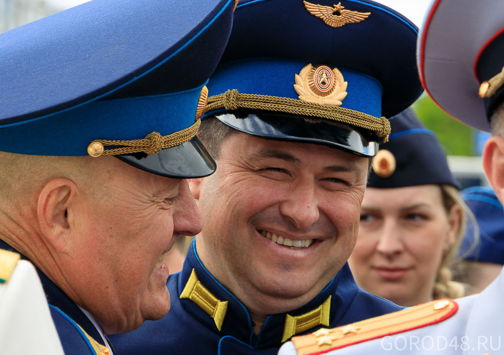 0J2A3385.jpg 0J2A3385.jpg