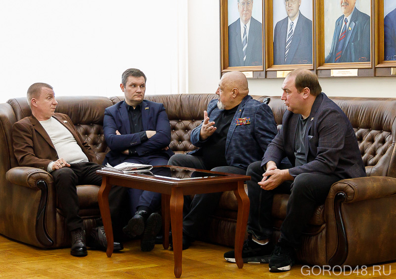 IMG_0068.jpg IMG_0068.jpg