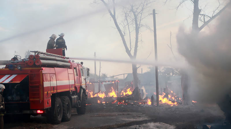 Что горит в липецке сейчас. Пожар в Липецке. Пожар в Липецке сейчас.