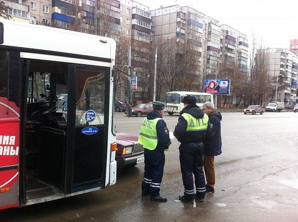 Автобус 359 маршрут остановки. 22 Маршрут Липецк. Автобус Липецк. ДТП С автобусами в Липецке 2021. 34 Автобус Липецк.