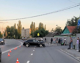 49-летний мотоциклист попал в больницу после аварии на улице Механизаторов