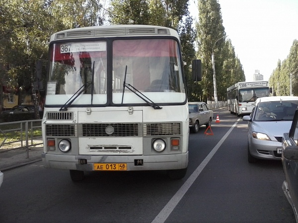 Приложение 320 автобуса. Маршрут 322 автобуса Липецк. Липецкие водители автобусов. Автобус 320 Липецк. Маршрут 306 автобуса Липецк.