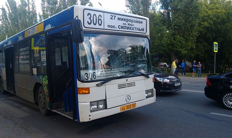 Проспект космонавтов автобусы. 343 Автобус. Автобусы 346 Липецкий. Автобус для Космонавтов. Контроллеры 343 автобуса.