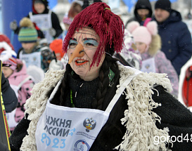 Неувядающий Казьмин, полуголый лыжник и ведьмы из детсада – лица «Лыжни России»